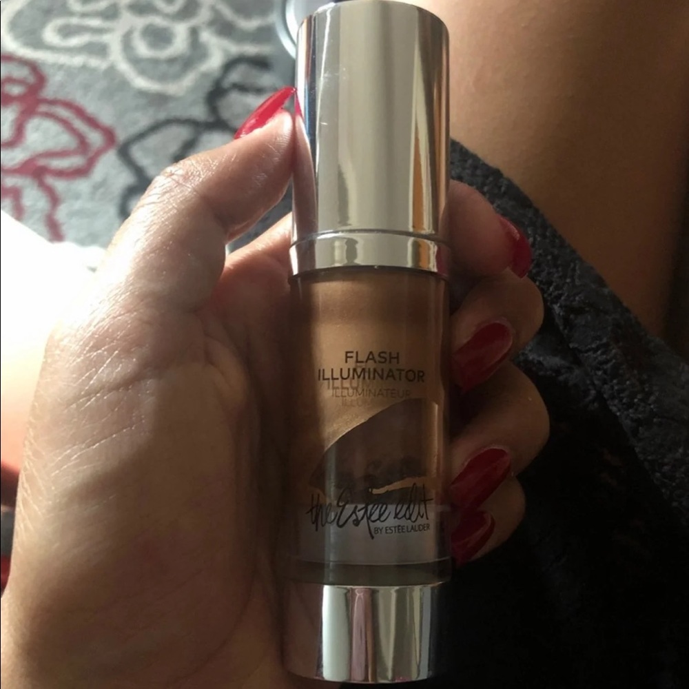 Estée Lauder flash Illuminator